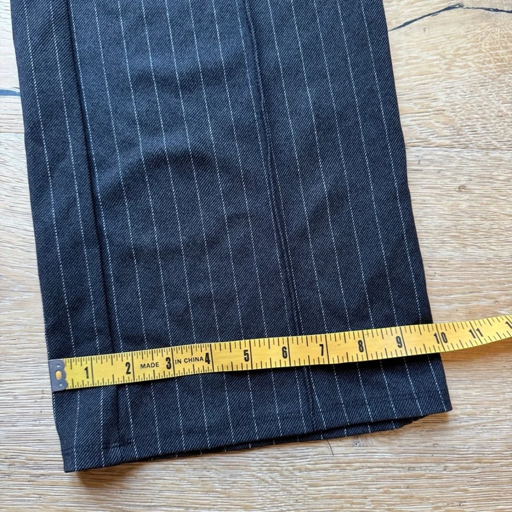 Gray Pinstripe Women's Wide-Leg High rise Pants sz XS NEW NWOT Price Firm! - Picture 9 of 12